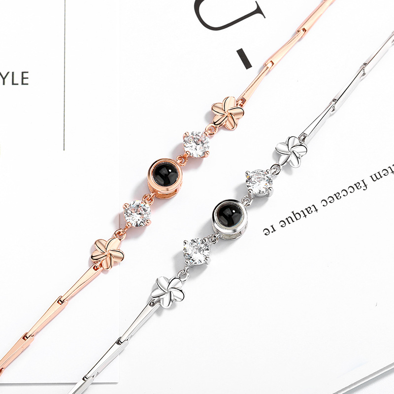 Custom Four-Leaf Clover Photo  - Lobster Clasp Silver recensione e prezzo