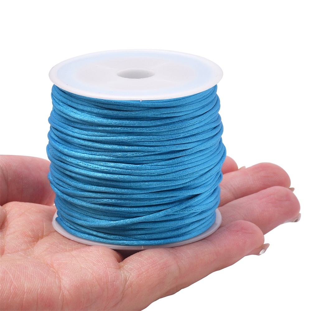 1.5mm Crafts Satin Rattail Cor - Knotting Cord Silk recensione e prezzo