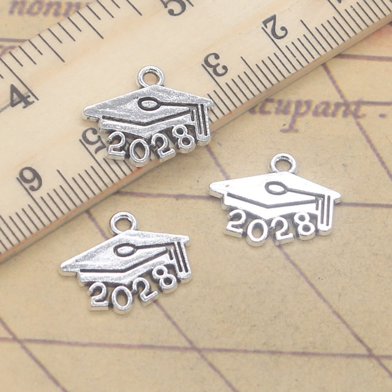 30pcs Charms 2027 Graduation C - Jewelry Making Diploma recensione e prezzo